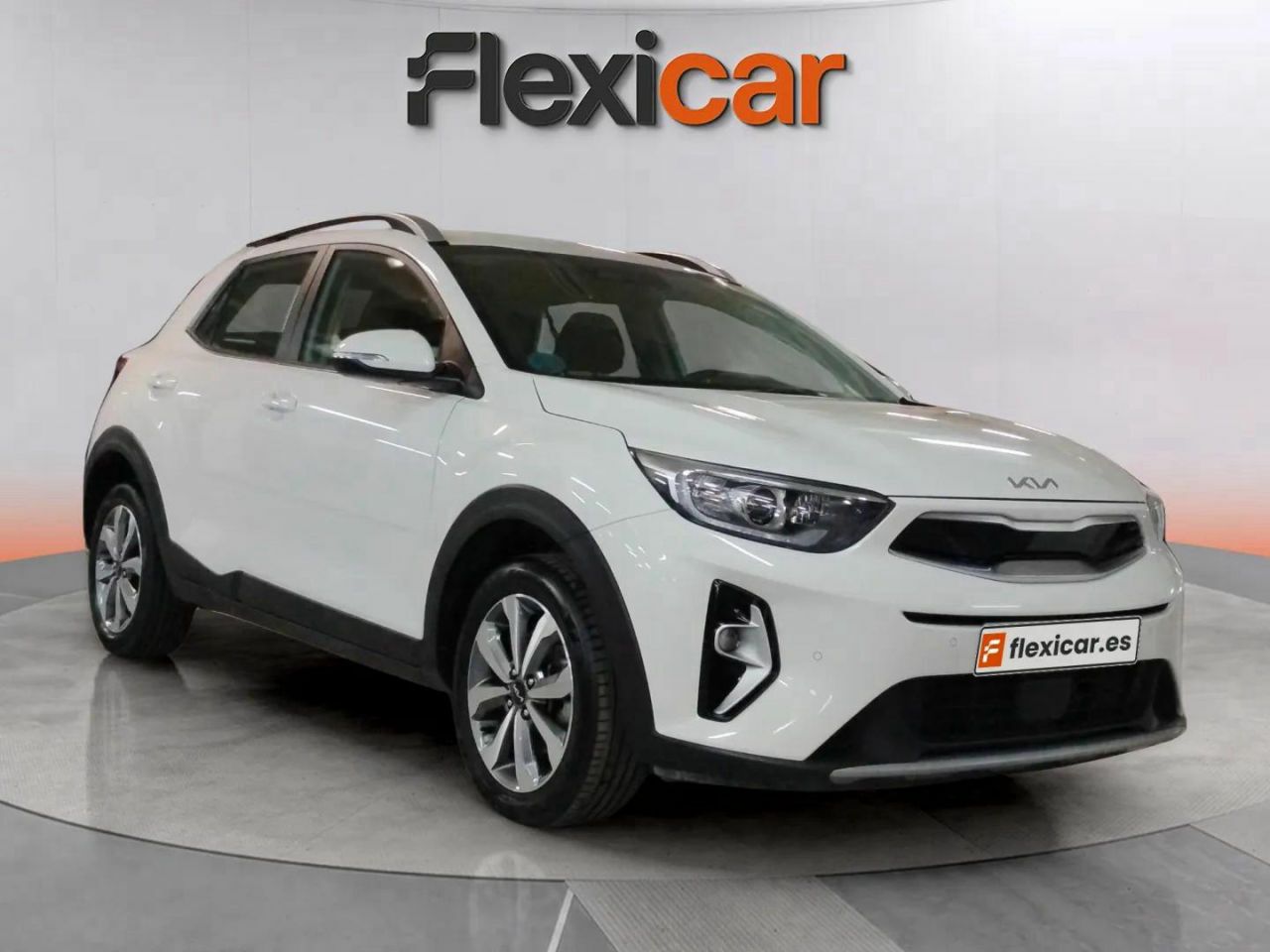 Foto kia stonic 2023 /
