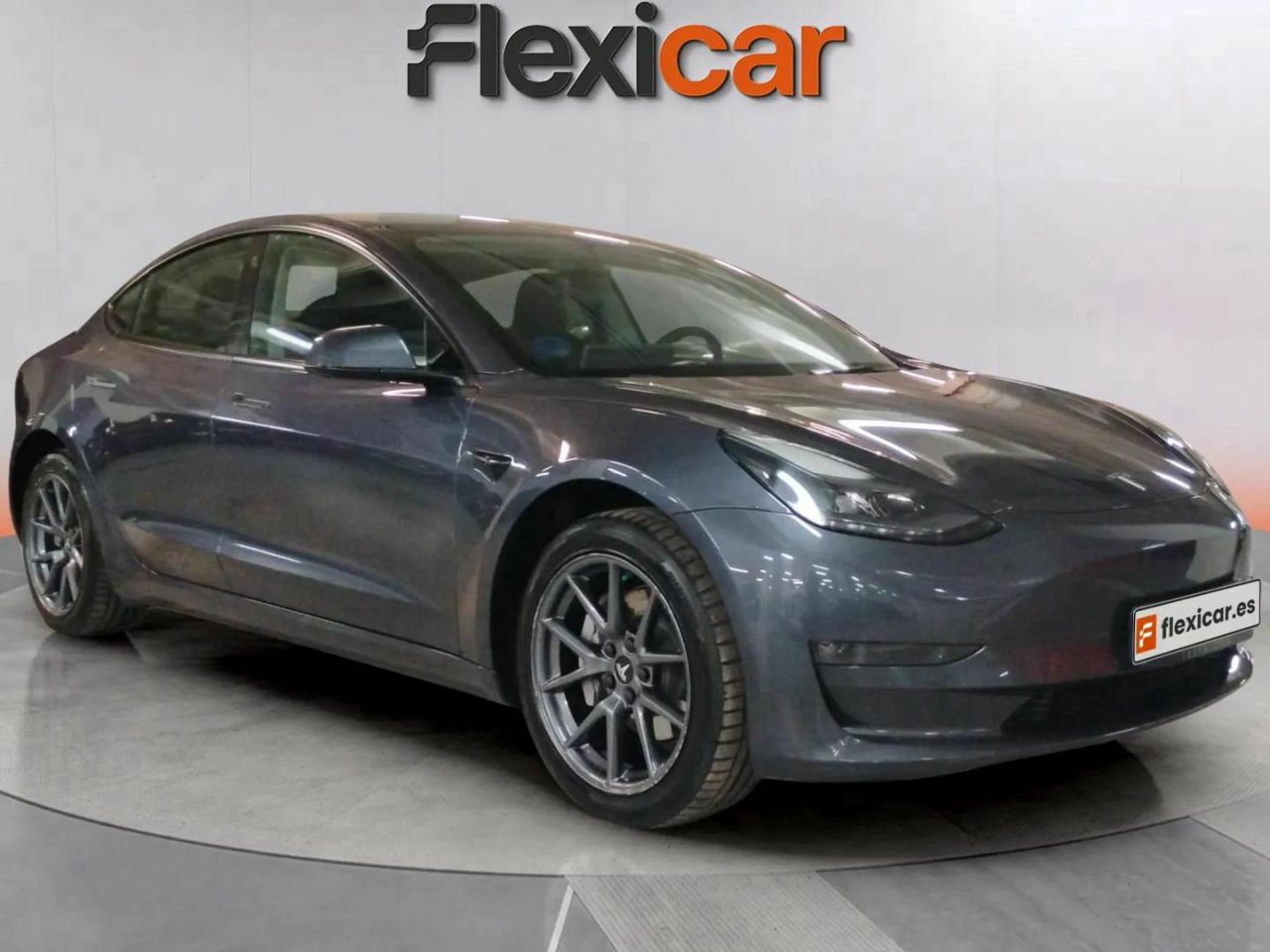 Foto tesla model 3 2023 /