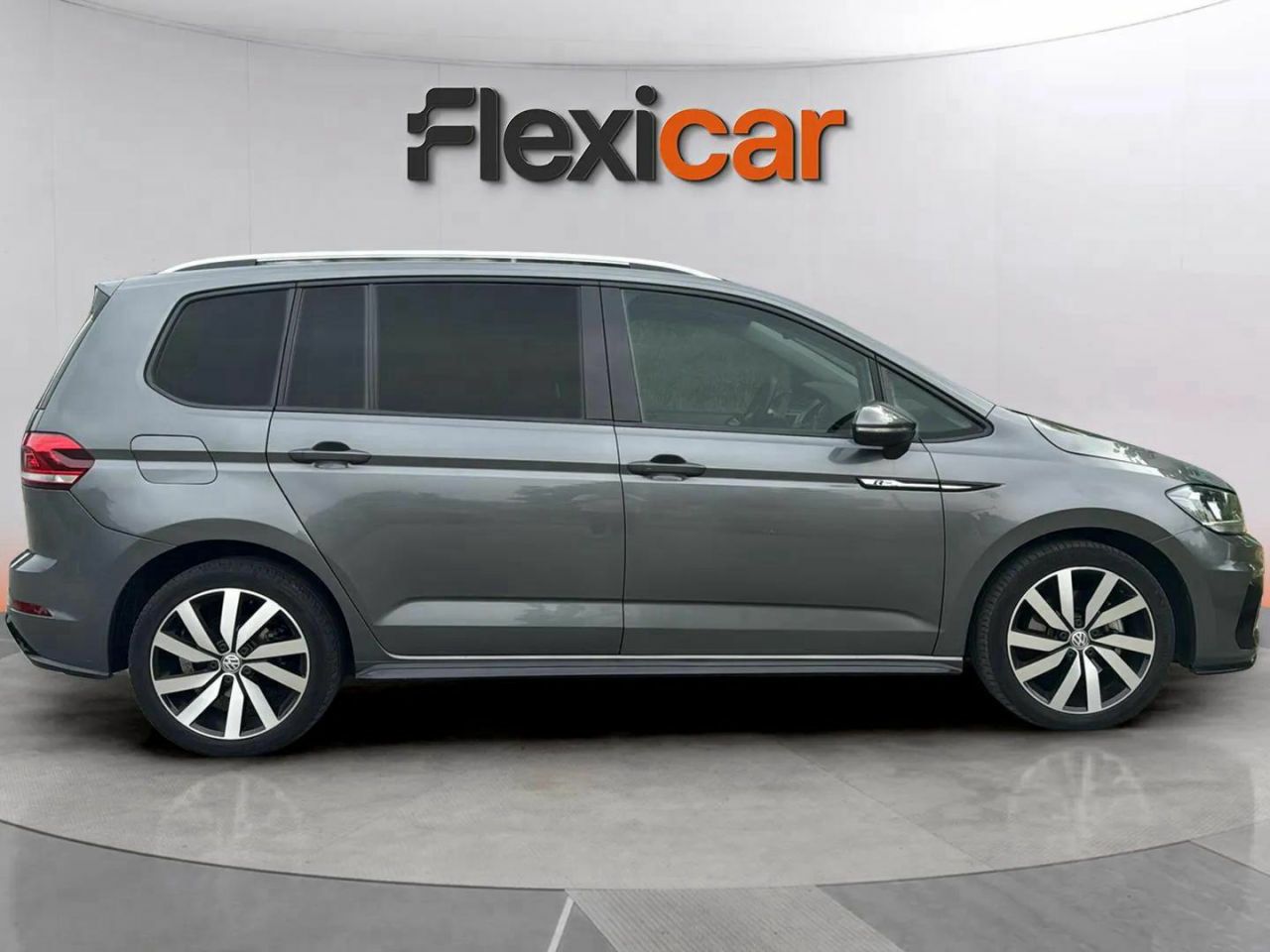 volkswagen touran 2019 / foto grande (3)