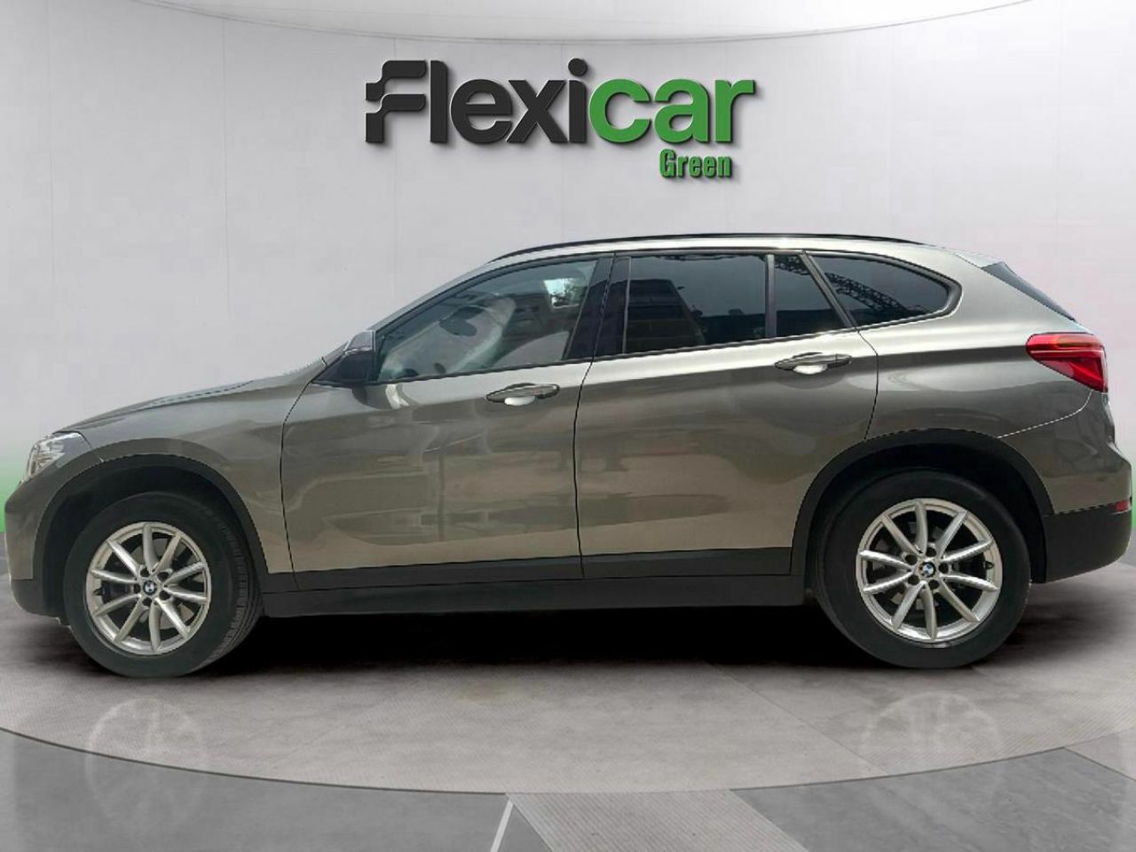 bmw x1 2016 / foto grande (3)