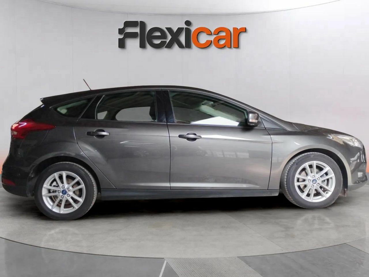 ford focus 2018 / foto grande (3)