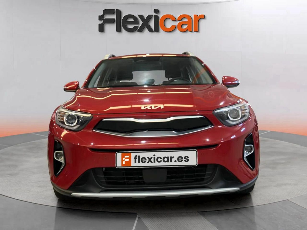kia stonic 2023 / foto grande (2)