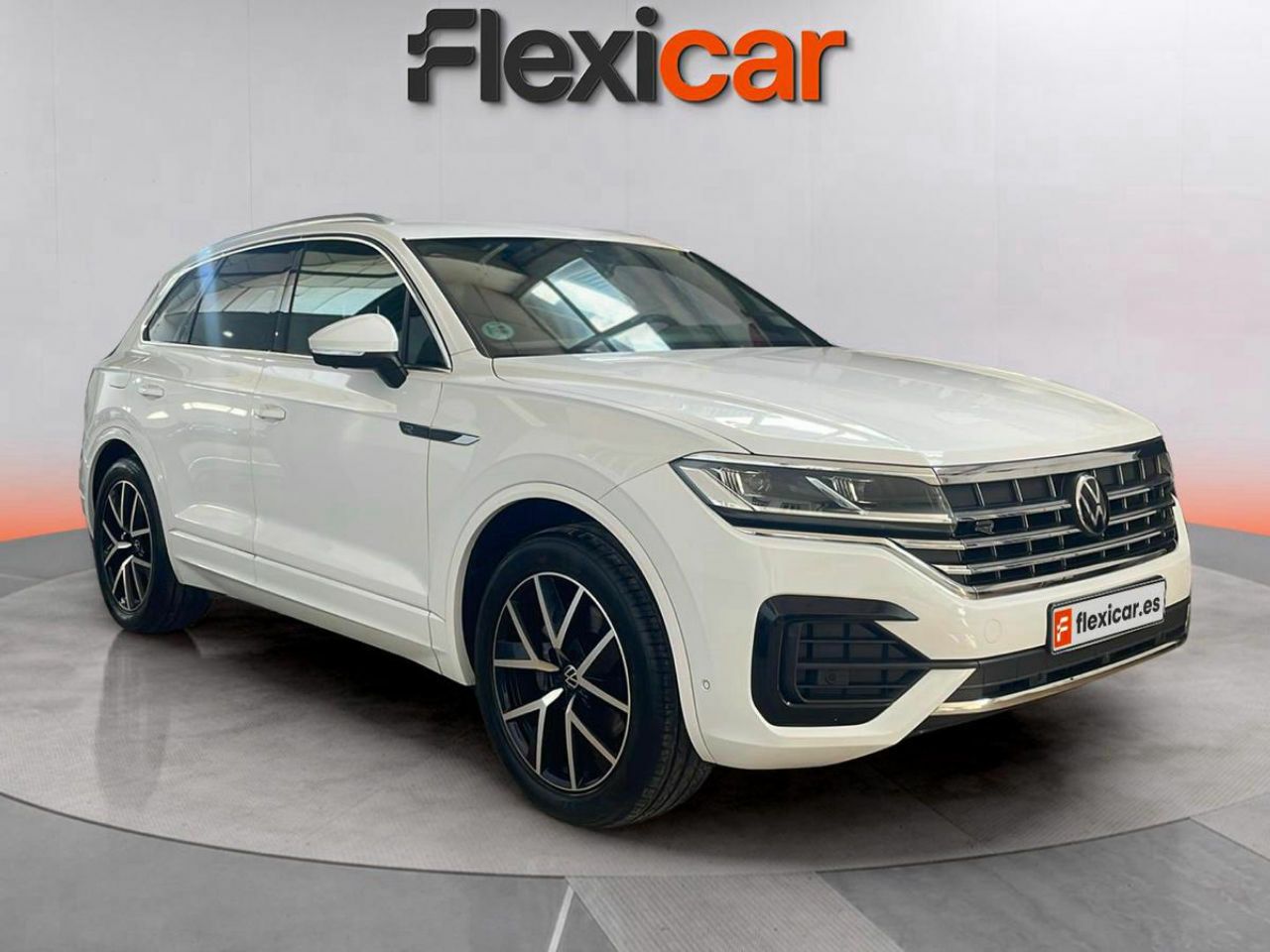 Foto volkswagen touareg 2022 /