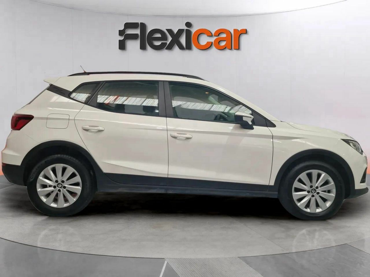 seat arona 2020 / foto grande (3)