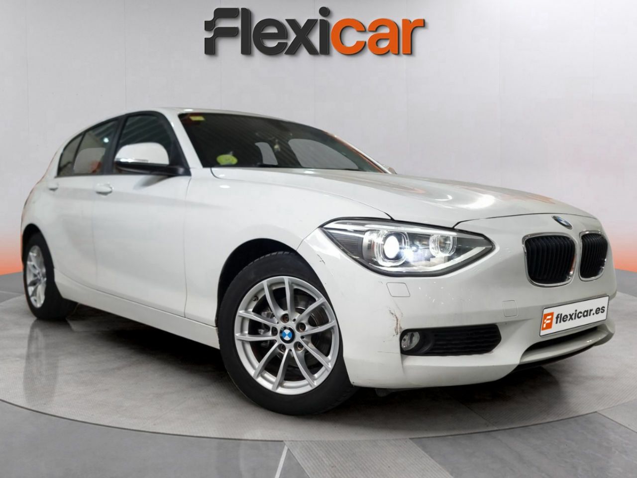 Foto bmw serie 1 2015 /