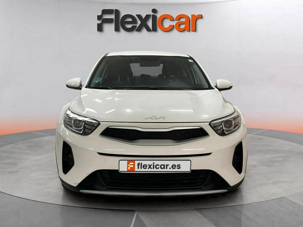 kia stonic 2022 / foto grande (2)