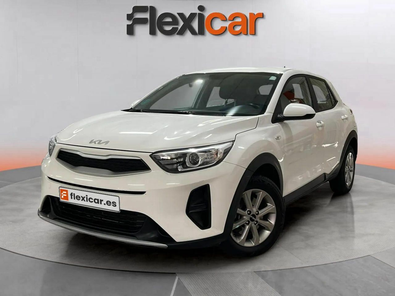 kia stonic 2022 / foto grande (3)