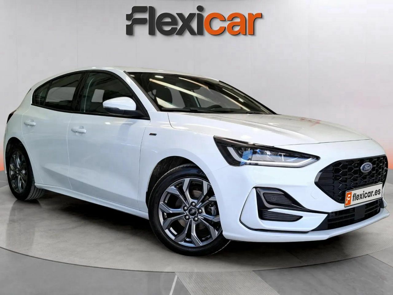 Foto ford focus 2023 /
