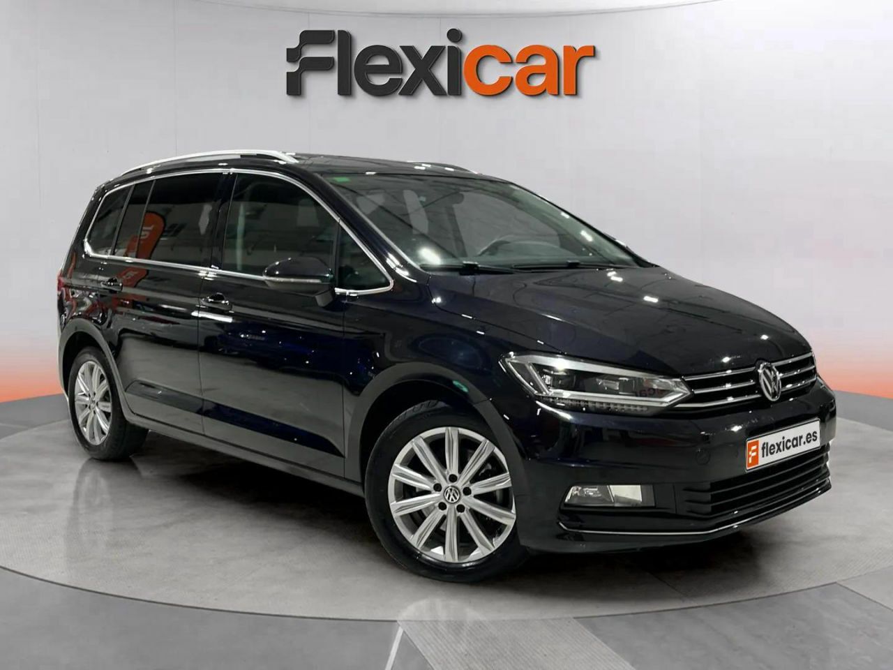 Foto volkswagen touran 2017 /
