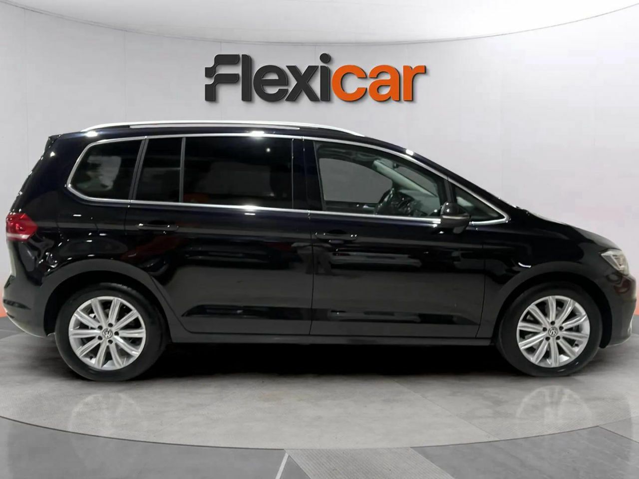 volkswagen touran 2017 / foto grande (2)