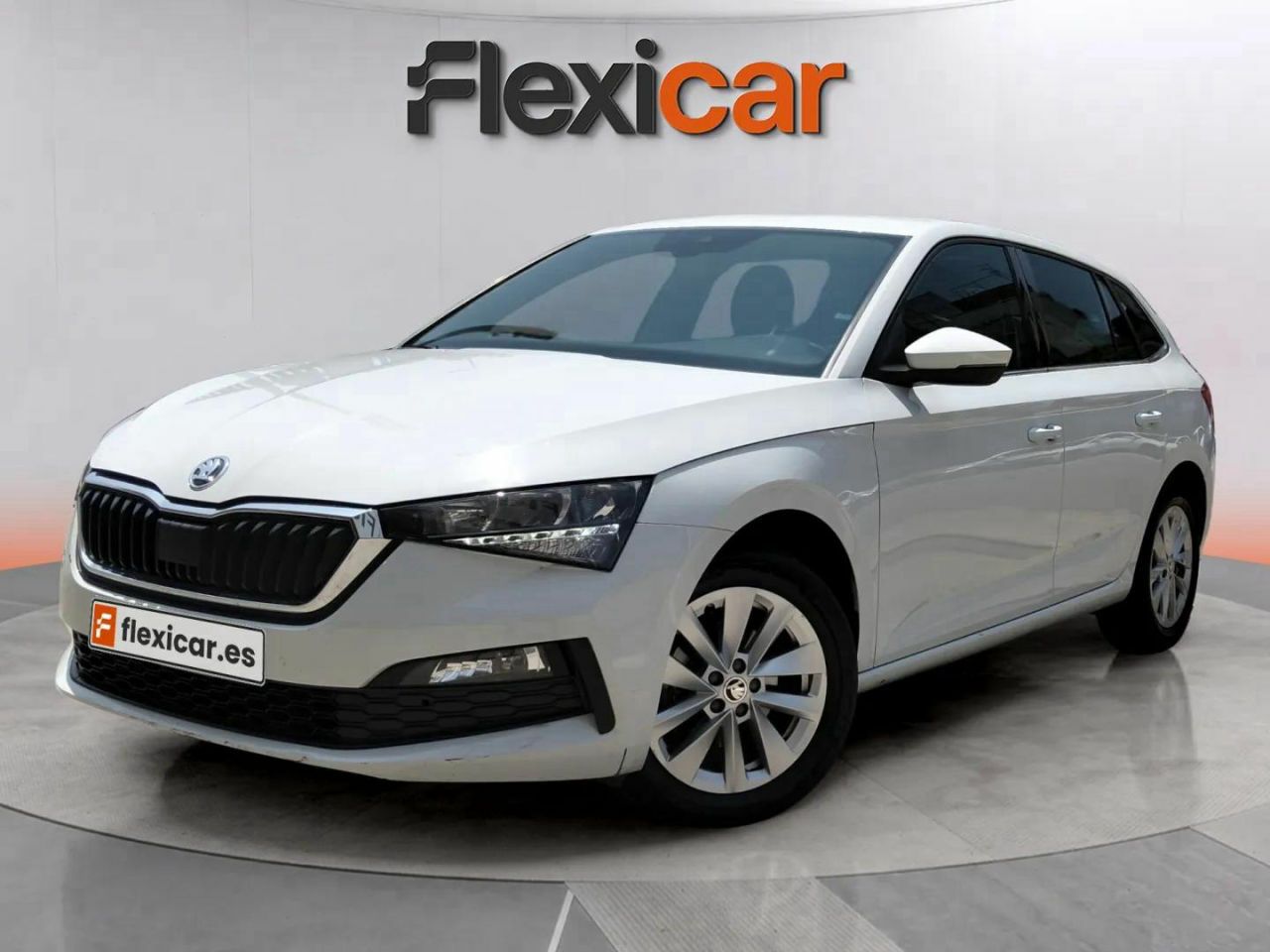skoda scala 2023 / foto grande (3)