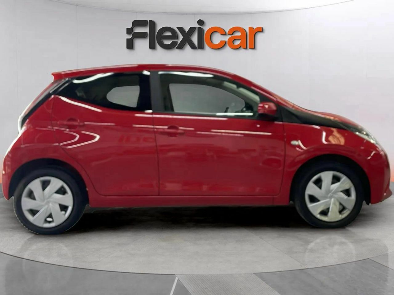 toyota aygo 2018 / foto grande (3)