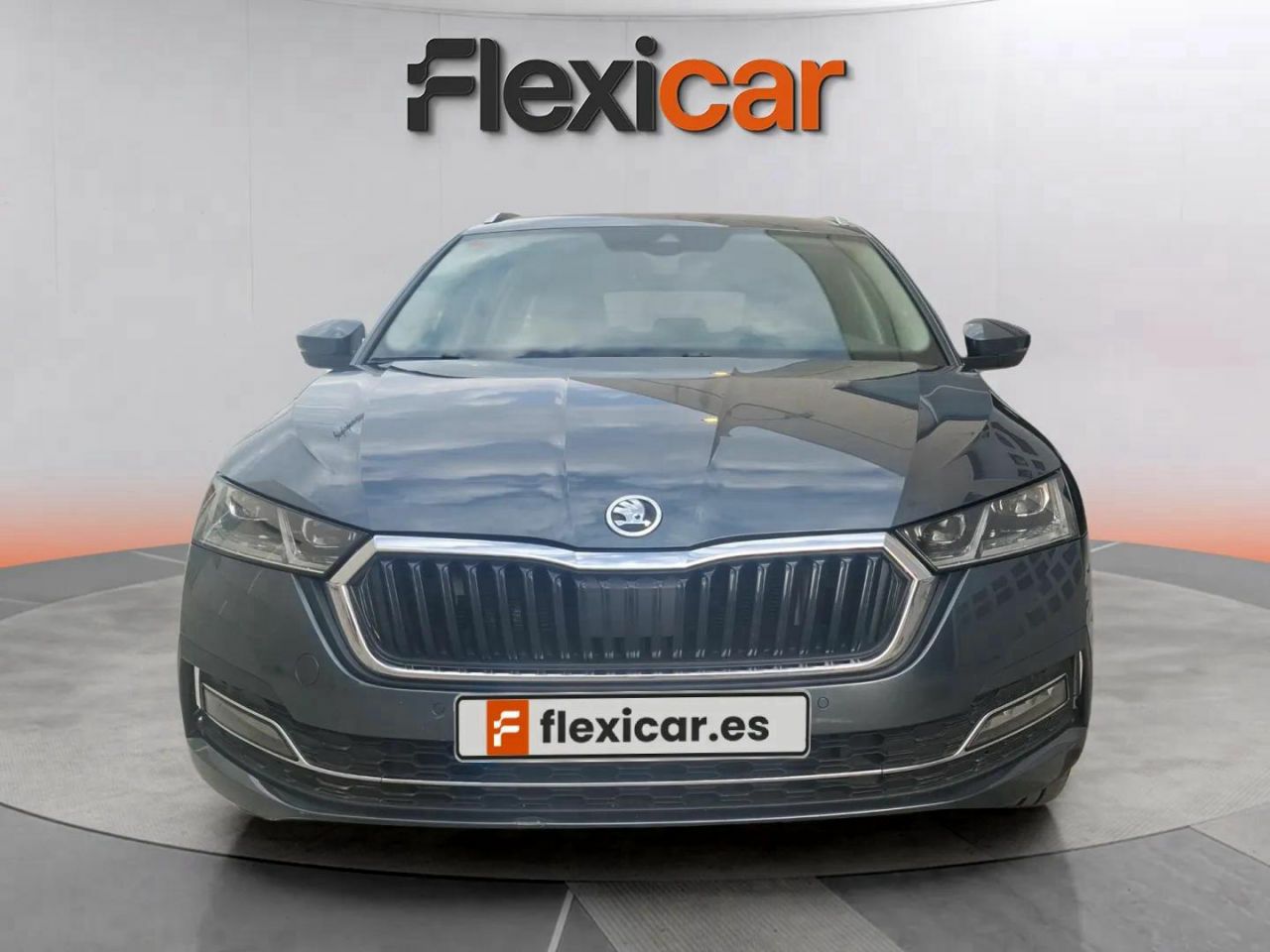 skoda octavia 2021 / foto grande (3)