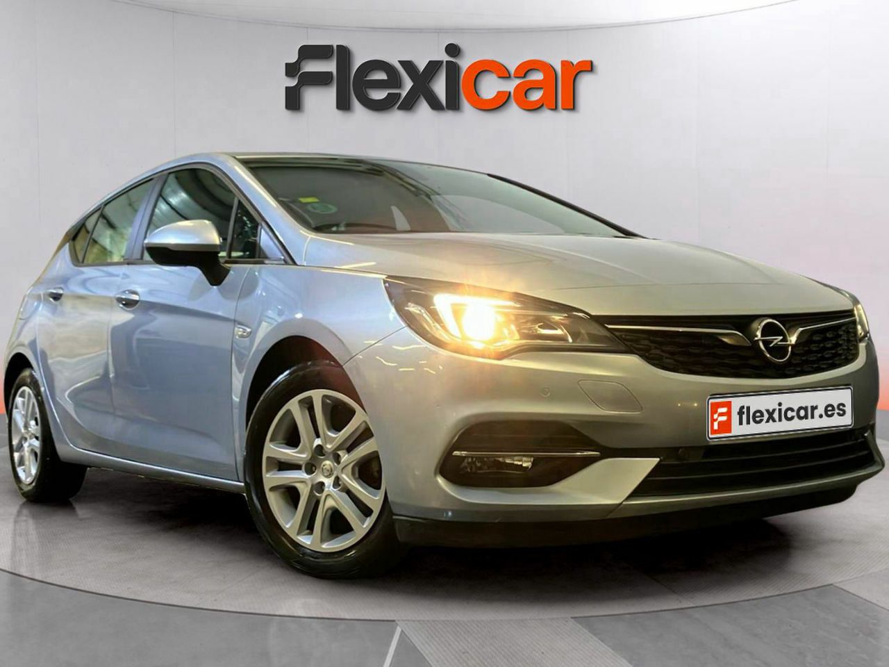 Foto opel astra 2020 /