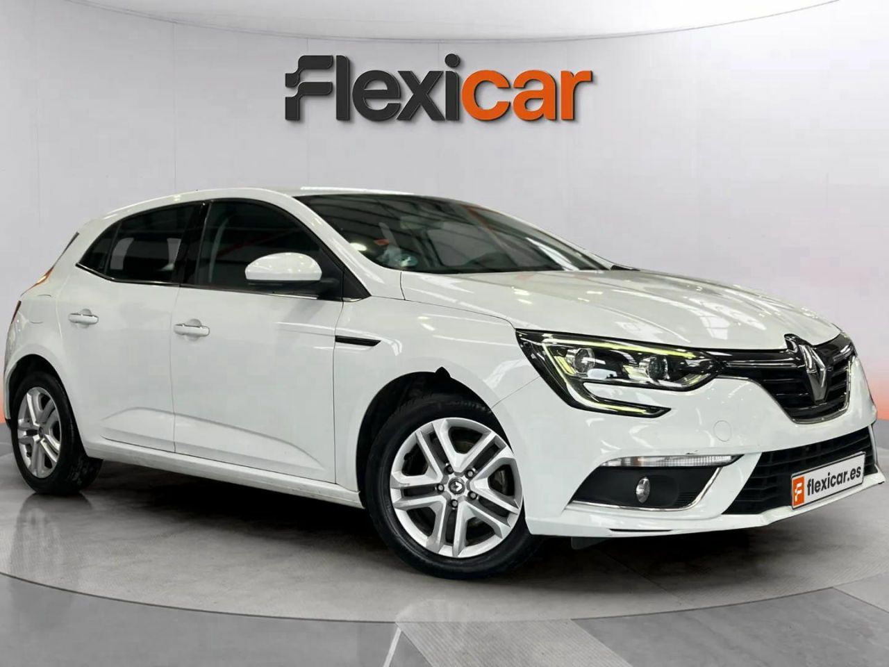 Foto renault megane 2019 /