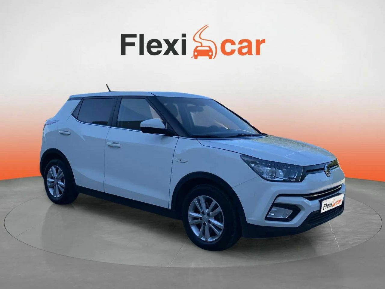 Foto ssangyong tivoli 2018 /