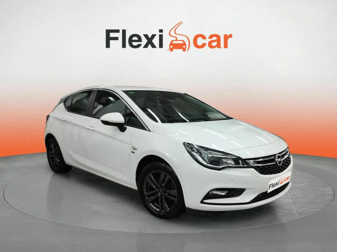 Foto opel astra 2019 /