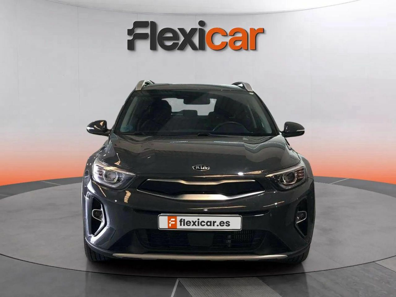 kia stonic 2021 / foto grande (2)