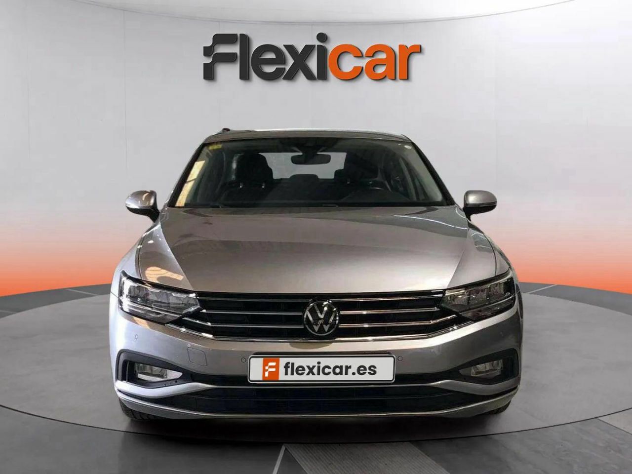 volkswagen passat 2020 / foto grande (2)