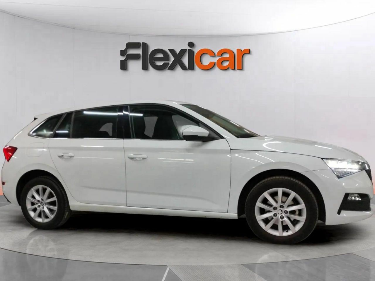 skoda scala 2019 / foto grande (3)