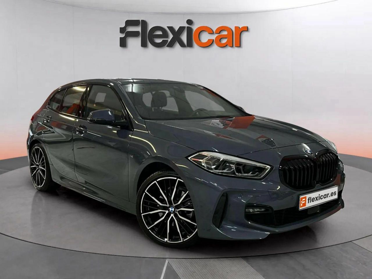 Foto bmw serie 1 2023 /