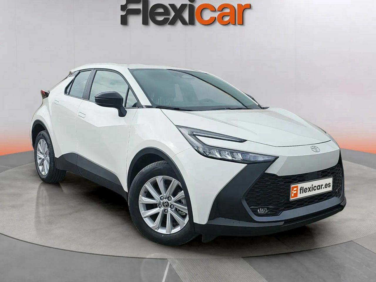 Foto toyota c-hr 2025 /