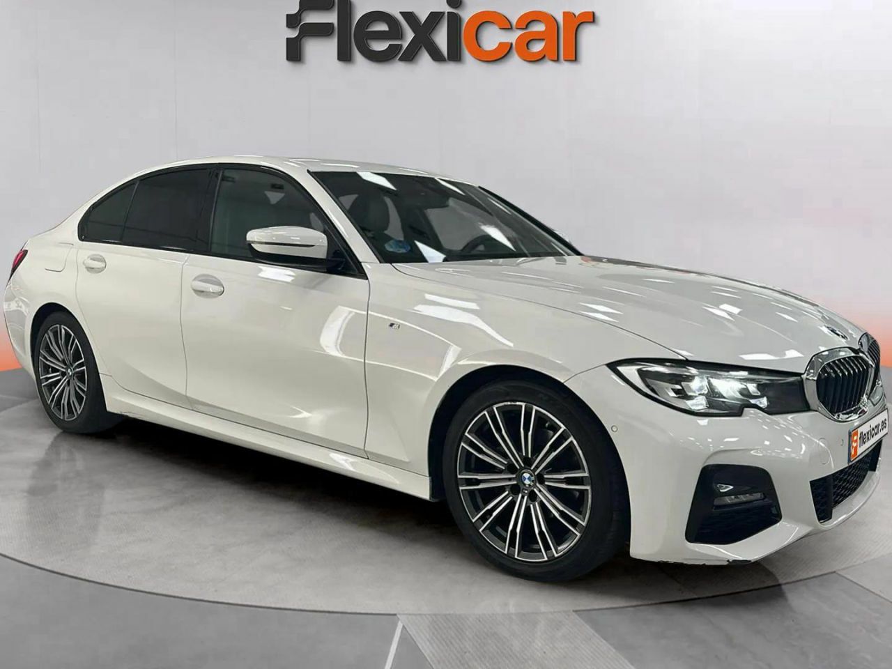 Foto bmw serie 3 2022 /