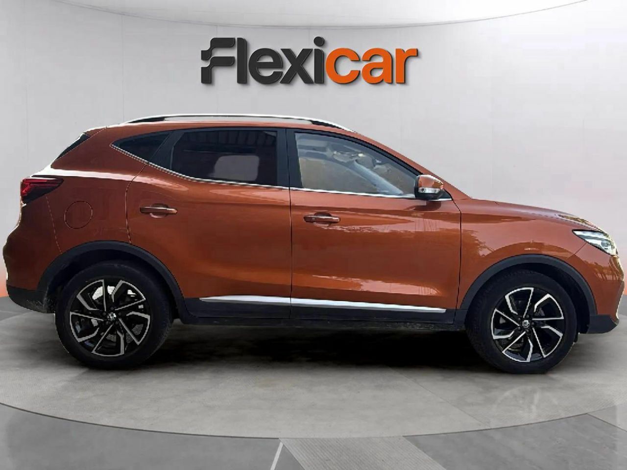 mg zs 2022 / foto grande (3)