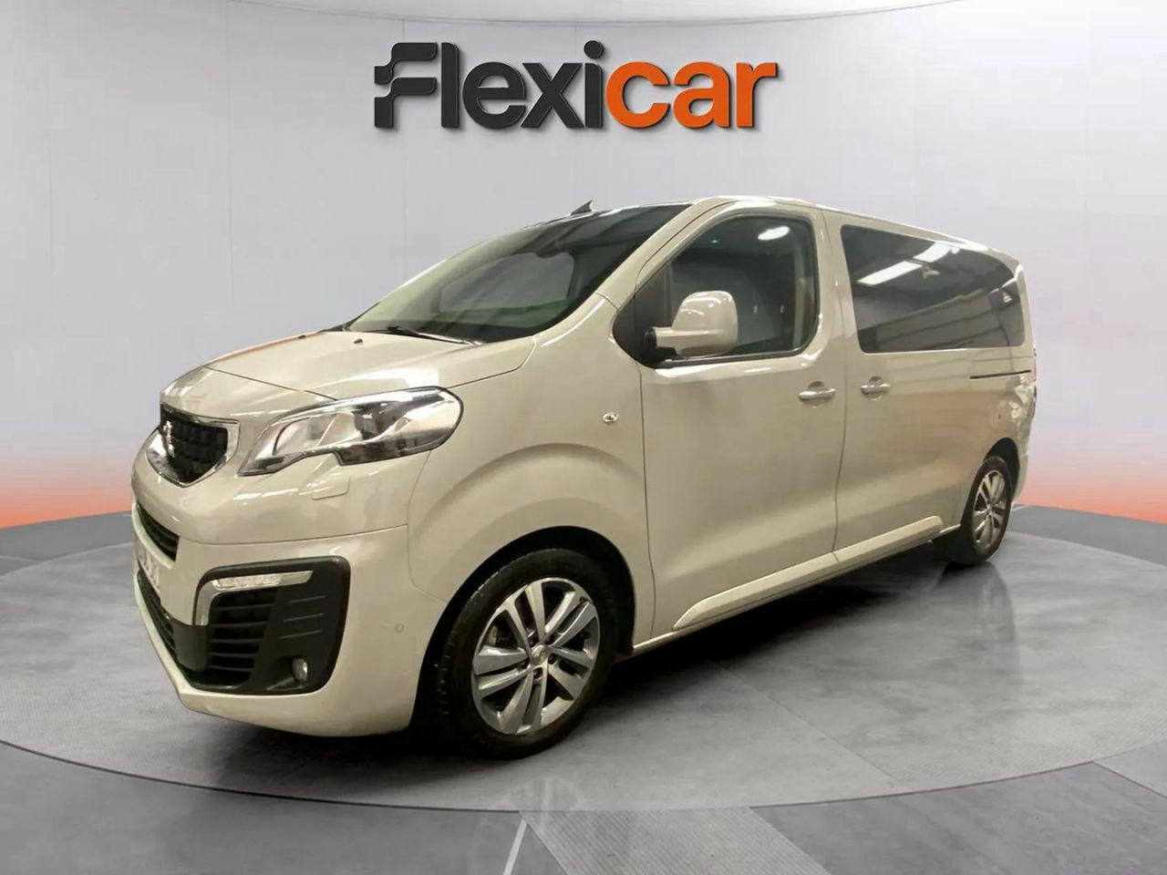 peugeot traveller 2017 / foto grande (2)