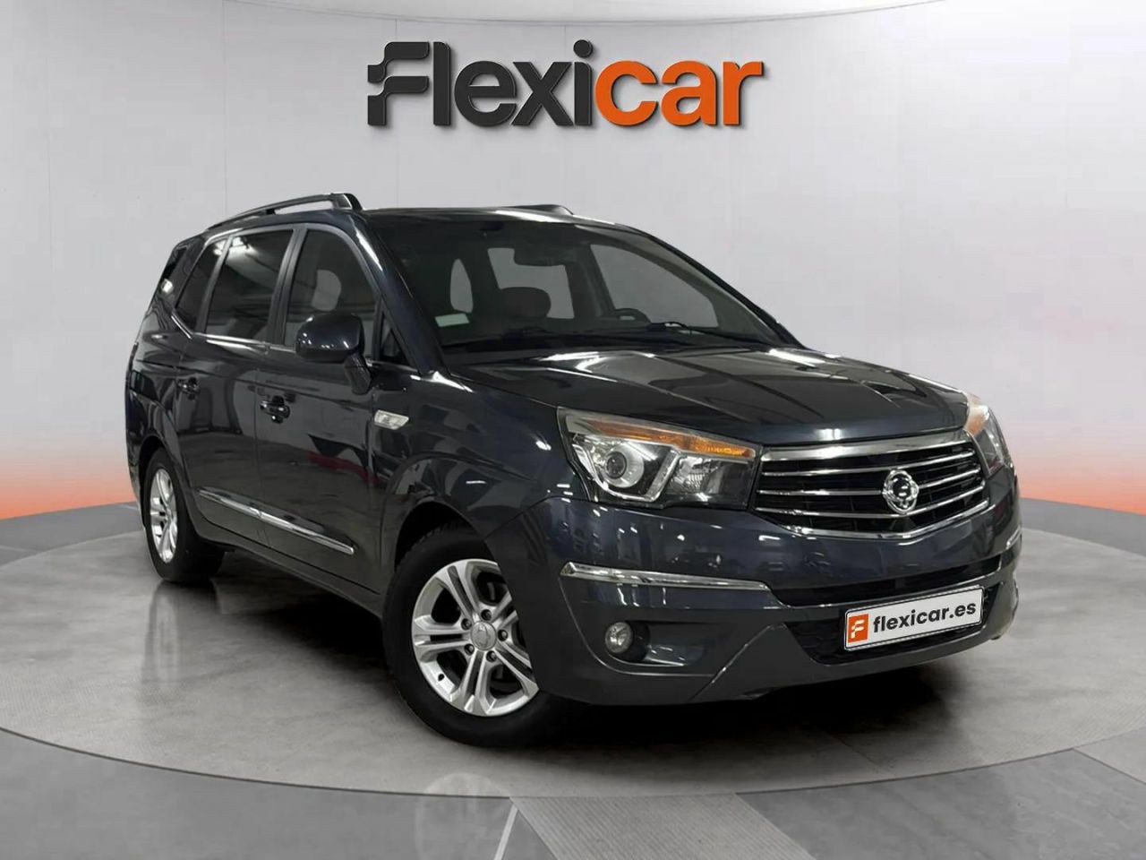 Foto ssangyong rodius 2016 /