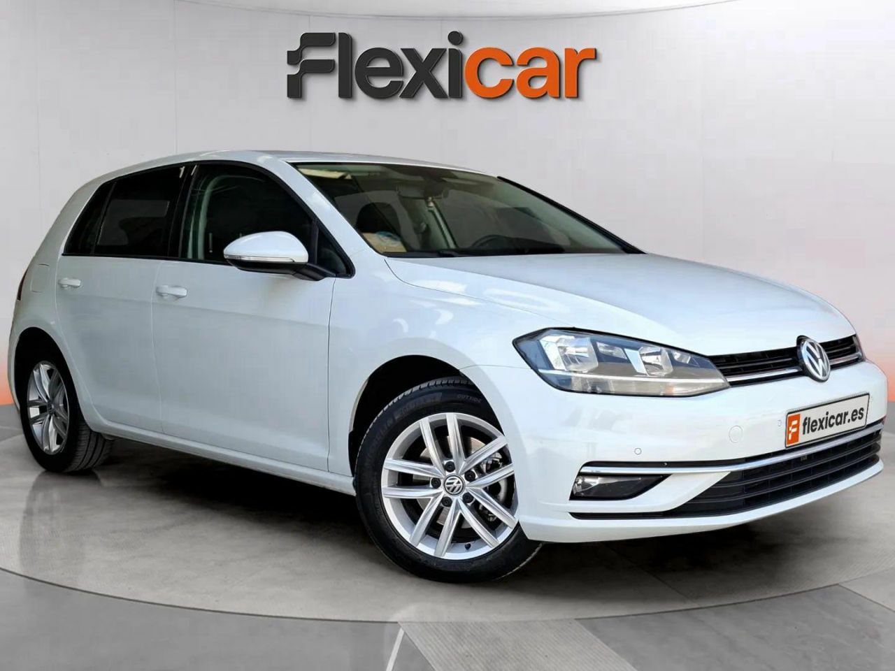 Foto volkswagen golf 2019 /