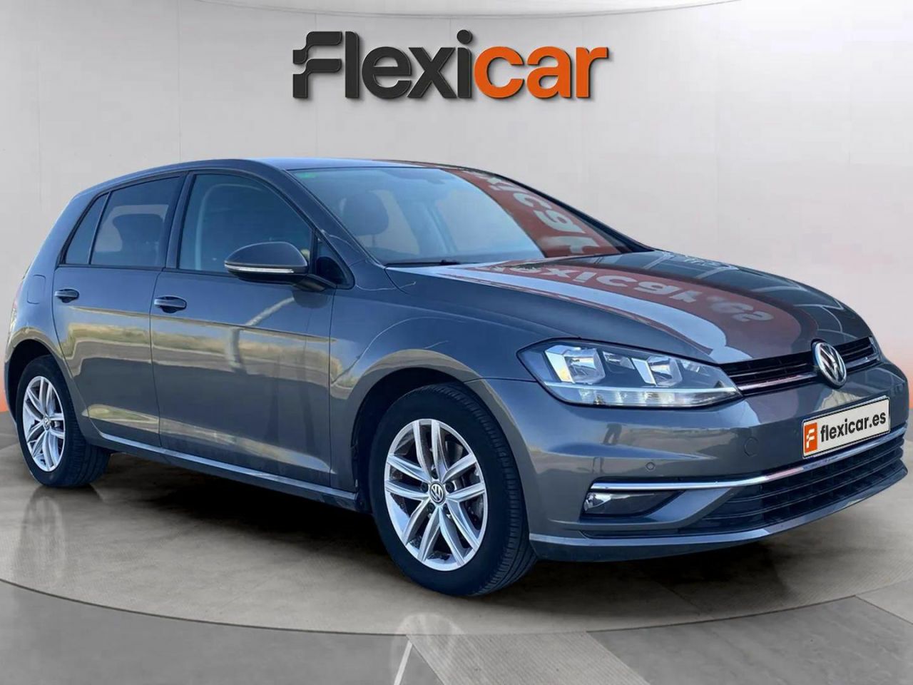 Foto volkswagen golf 2019 /