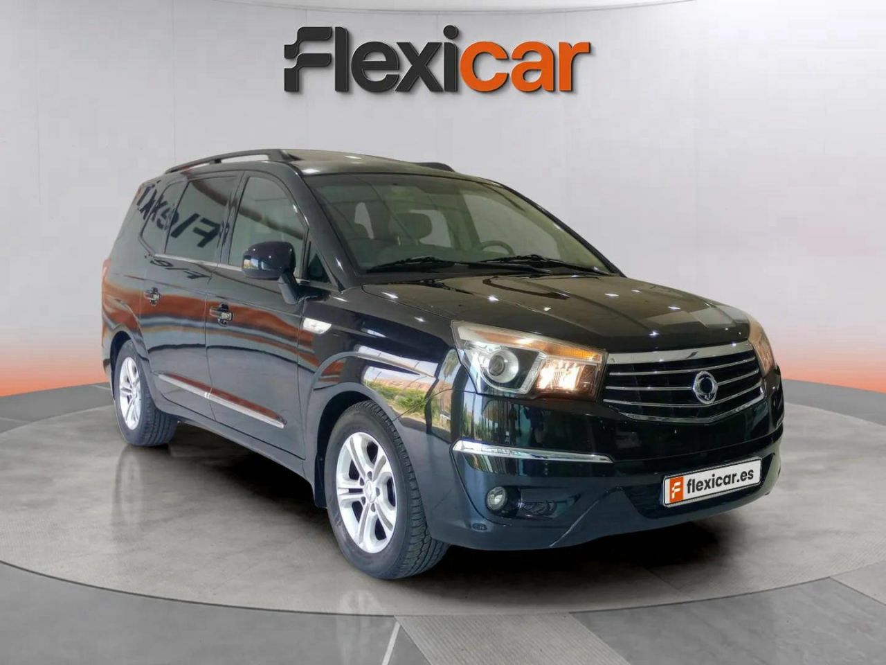 Foto ssangyong rodius 2017 /