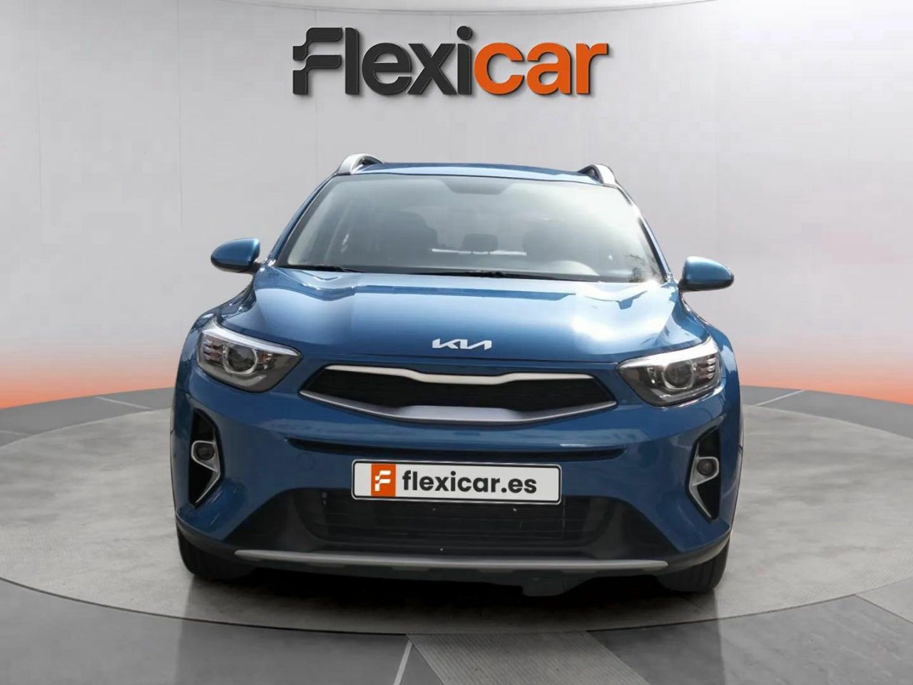 kia stonic 2023 / foto grande (2)