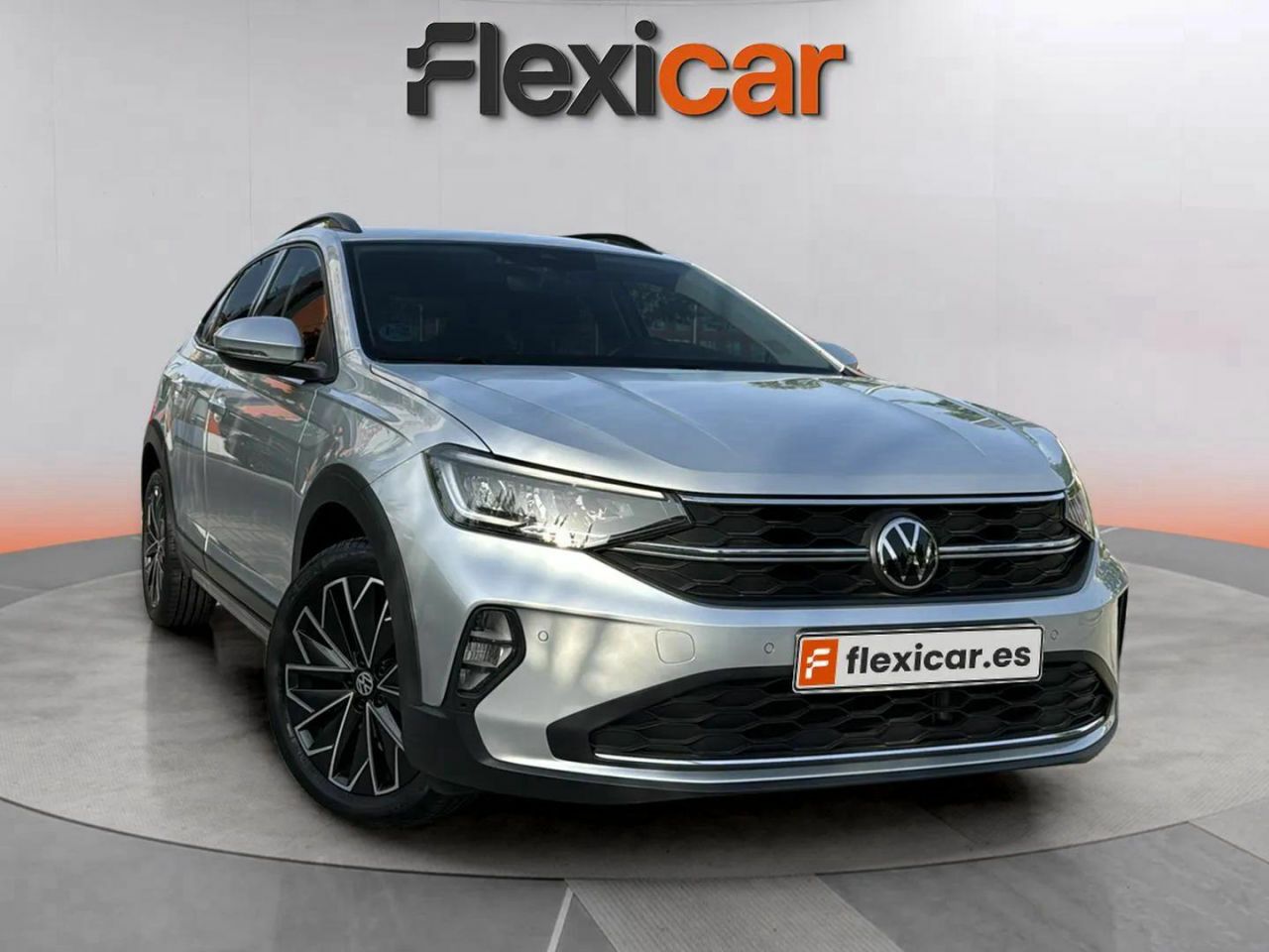 Foto volkswagen taigo 2023 /