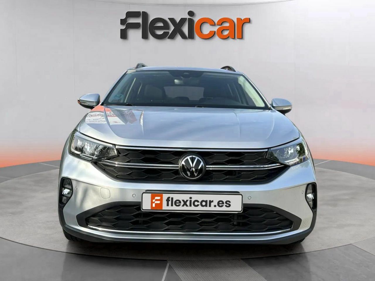 volkswagen taigo 2023 / foto grande (2)