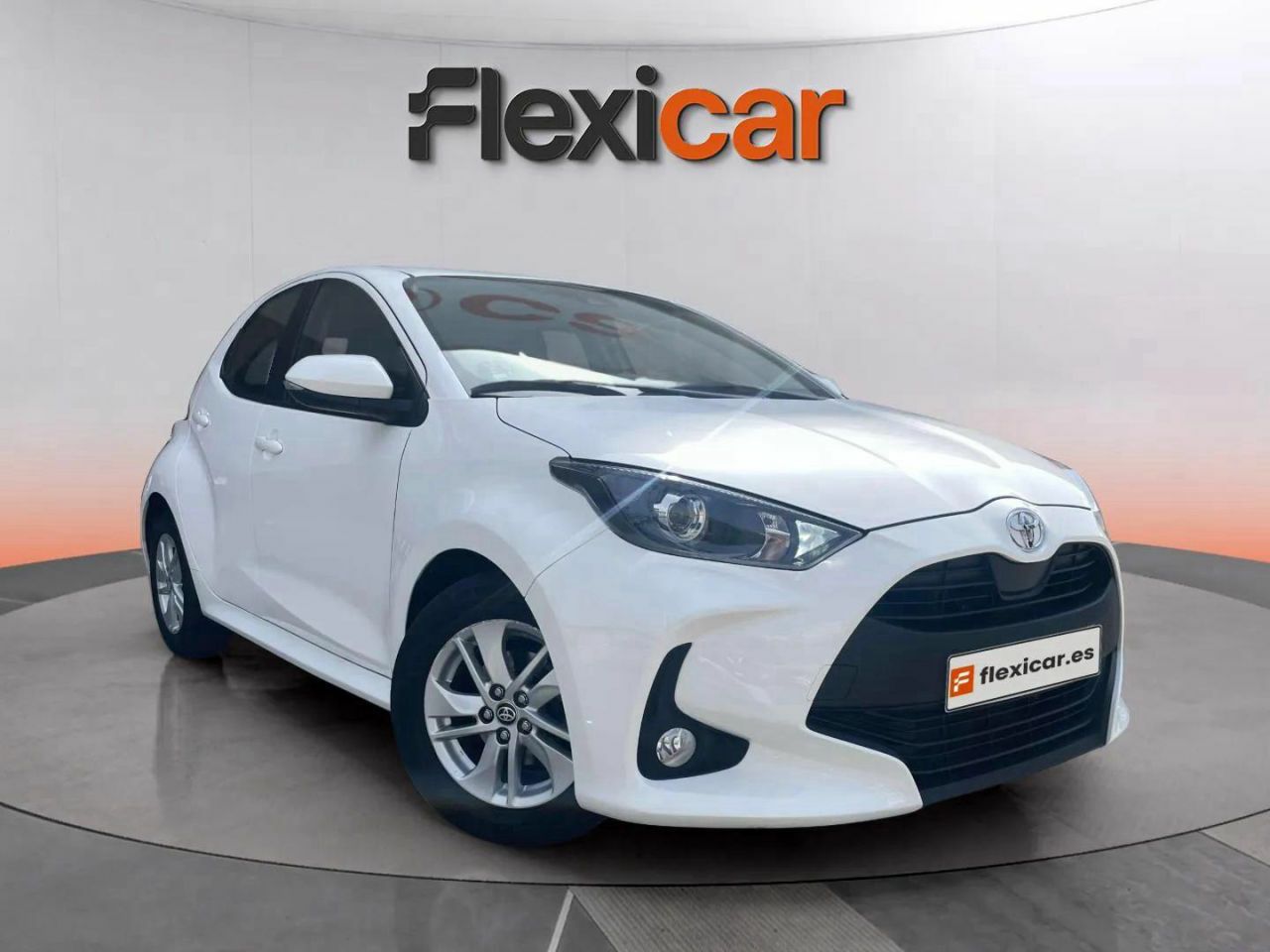 Foto toyota yaris 2022 /