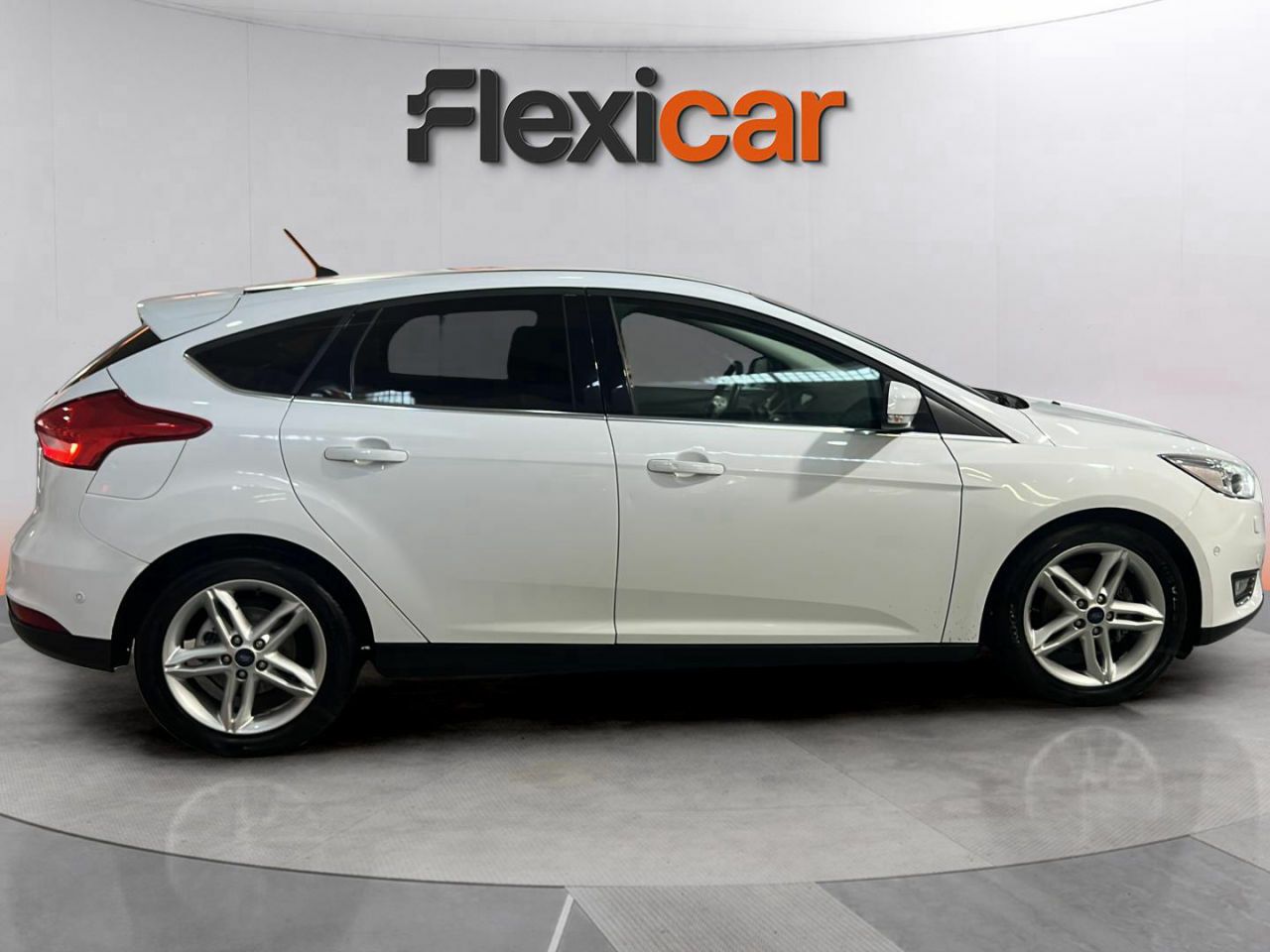 ford focus 2017 / foto grande (2)