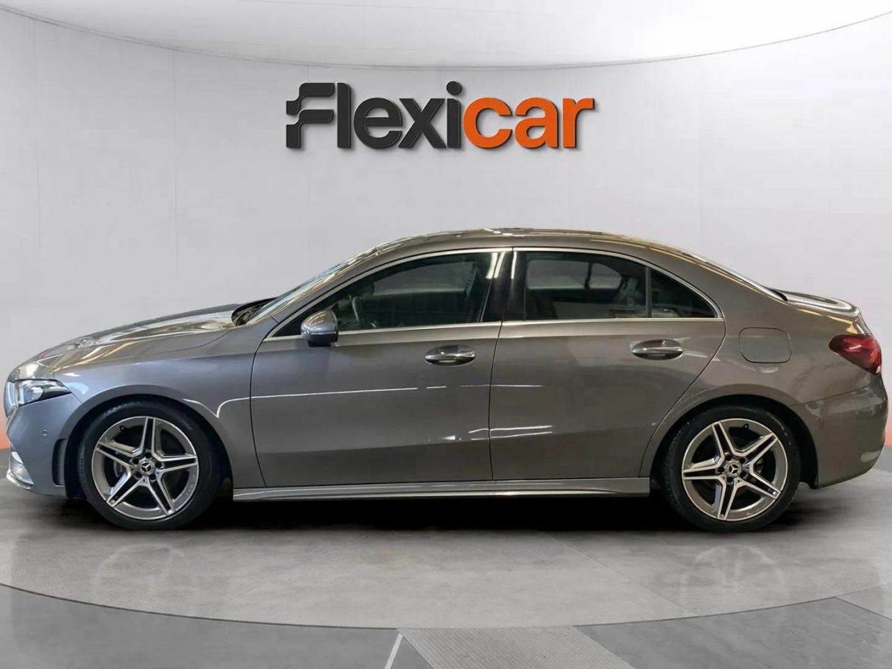 mercedes clase a 2022 / foto grande (3)