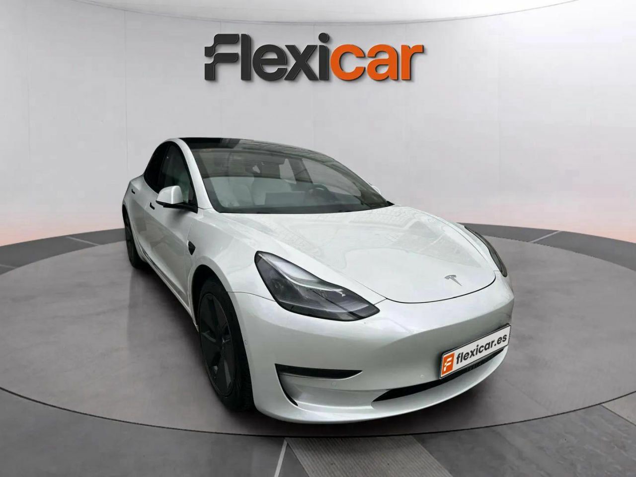 Foto tesla model 3 2021 /