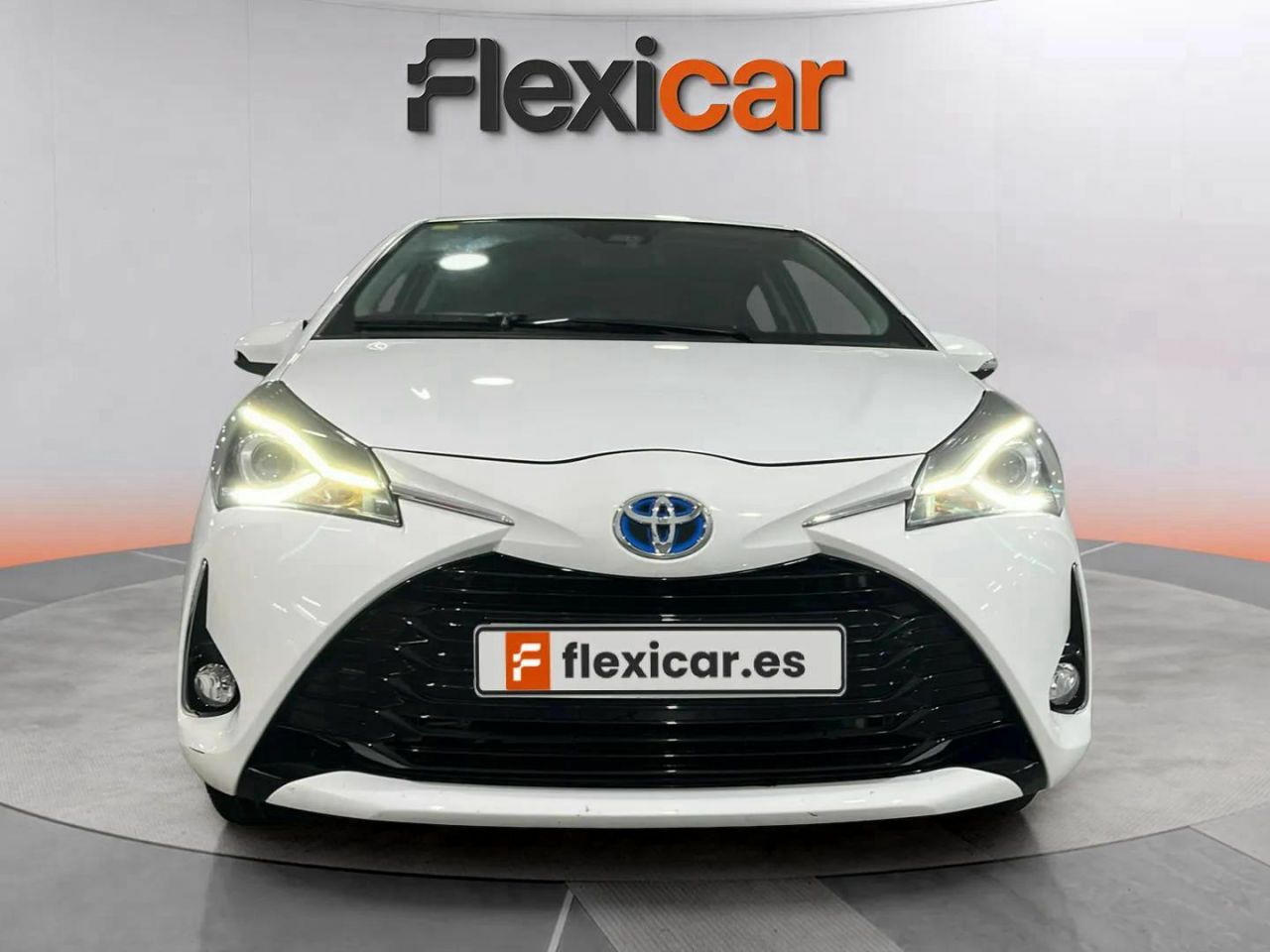 toyota yaris 2020 / foto grande (2)