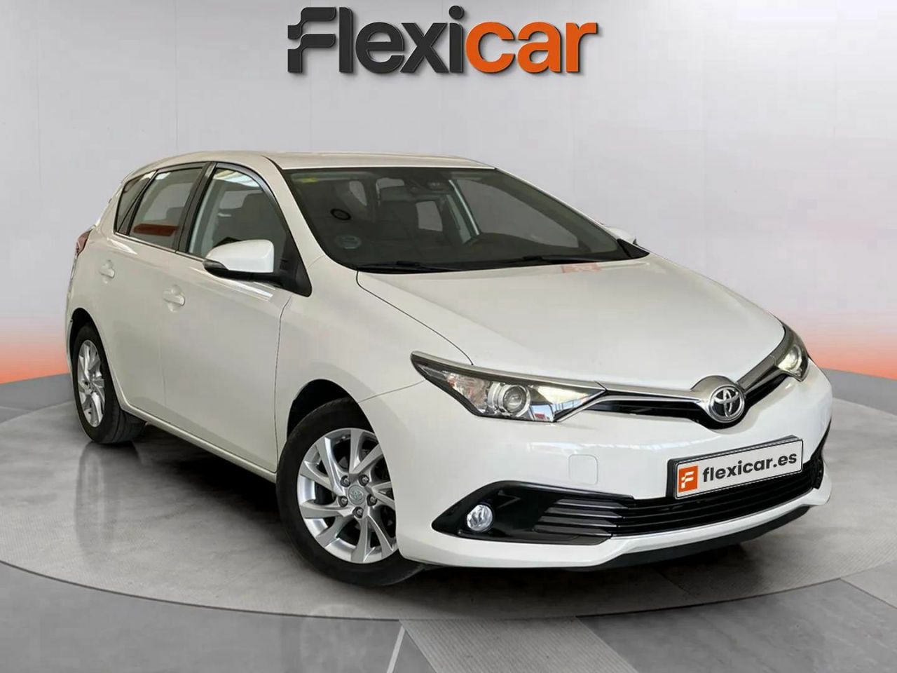 Foto toyota auris 2018 /