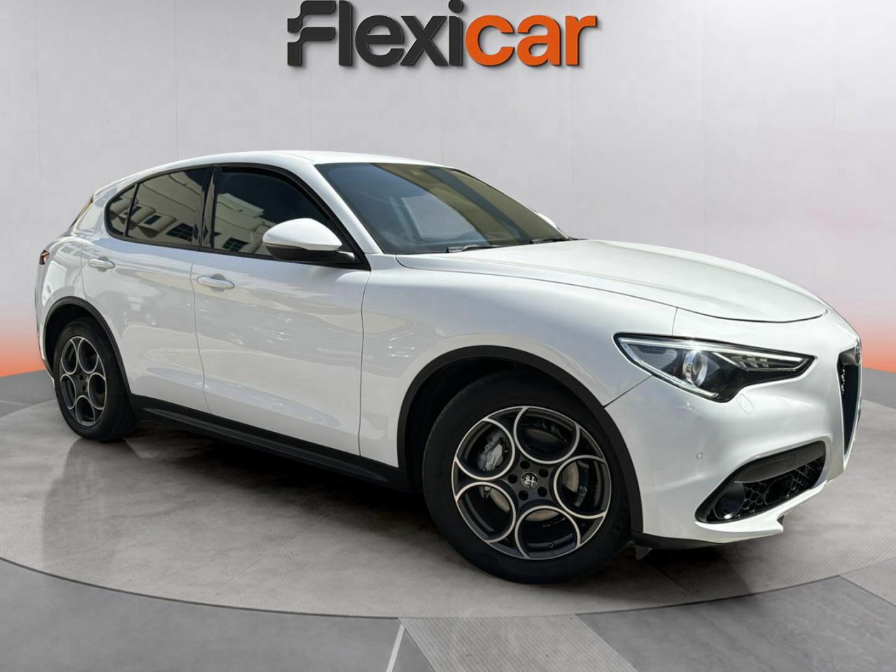 Foto alfa romeo stelvio 2022 /