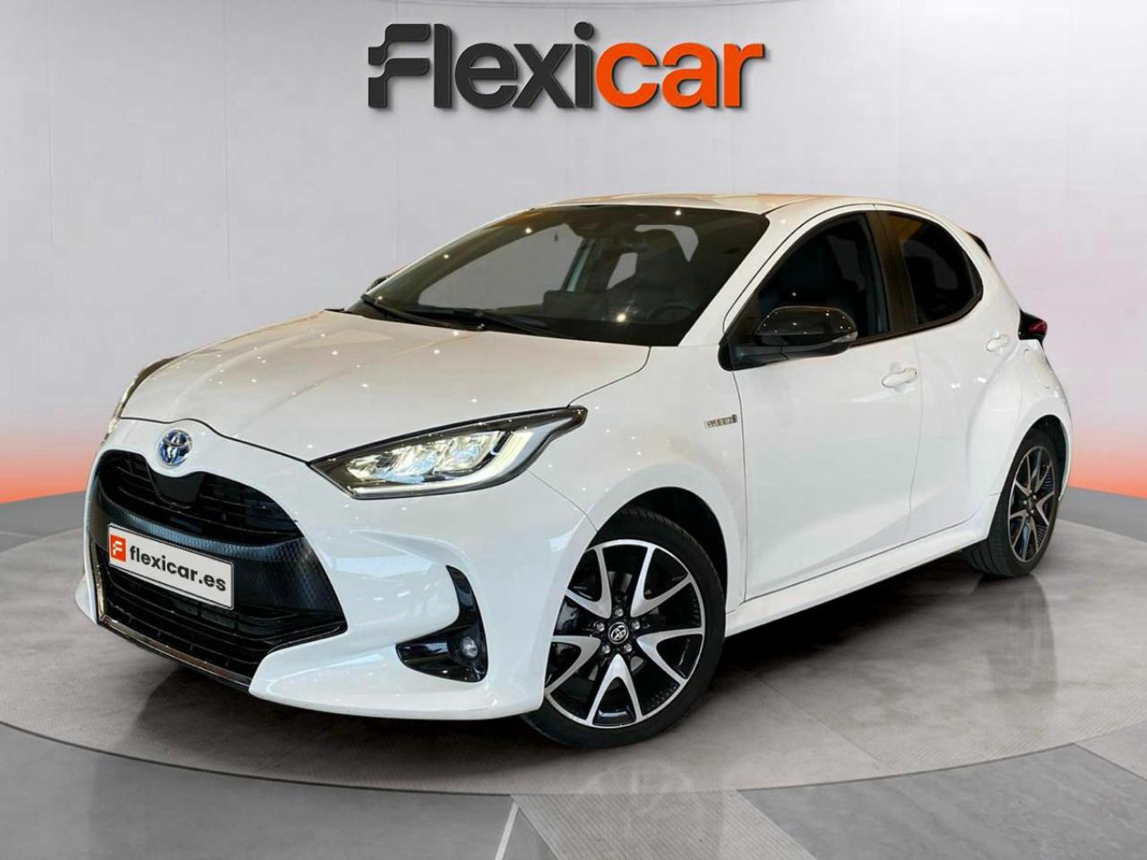 toyota yaris 2021 / foto grande (3)