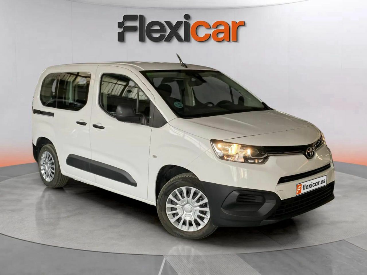 Foto toyota proace city 2021 /