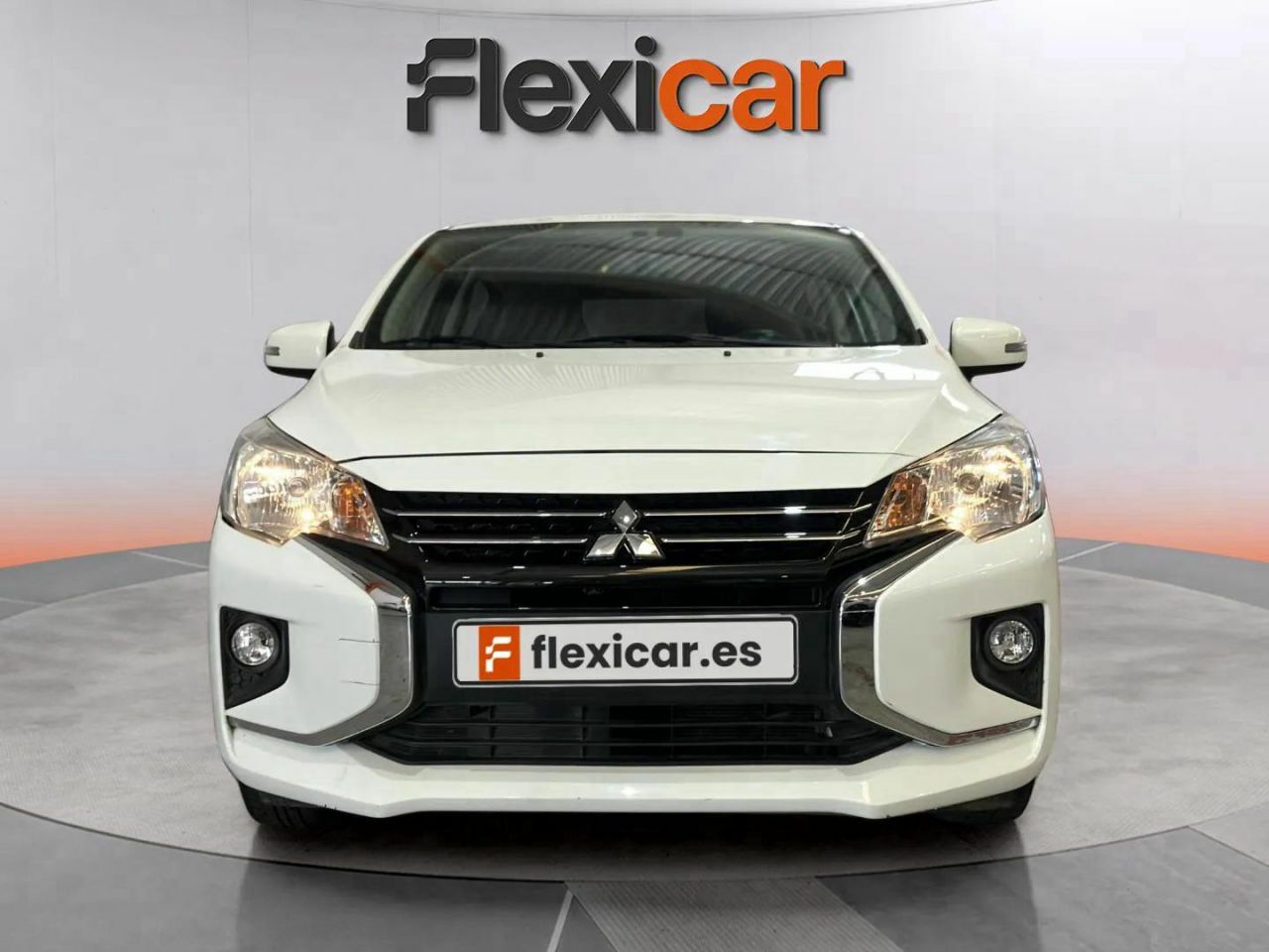 mitsubishi space star 2022 / foto grande (2)