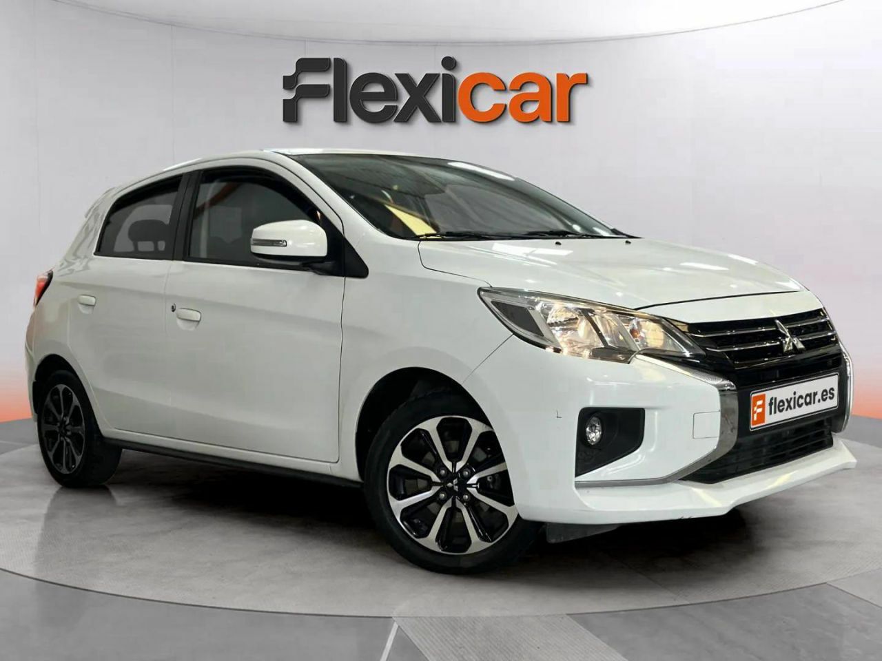 Foto mitsubishi space star 2022 /