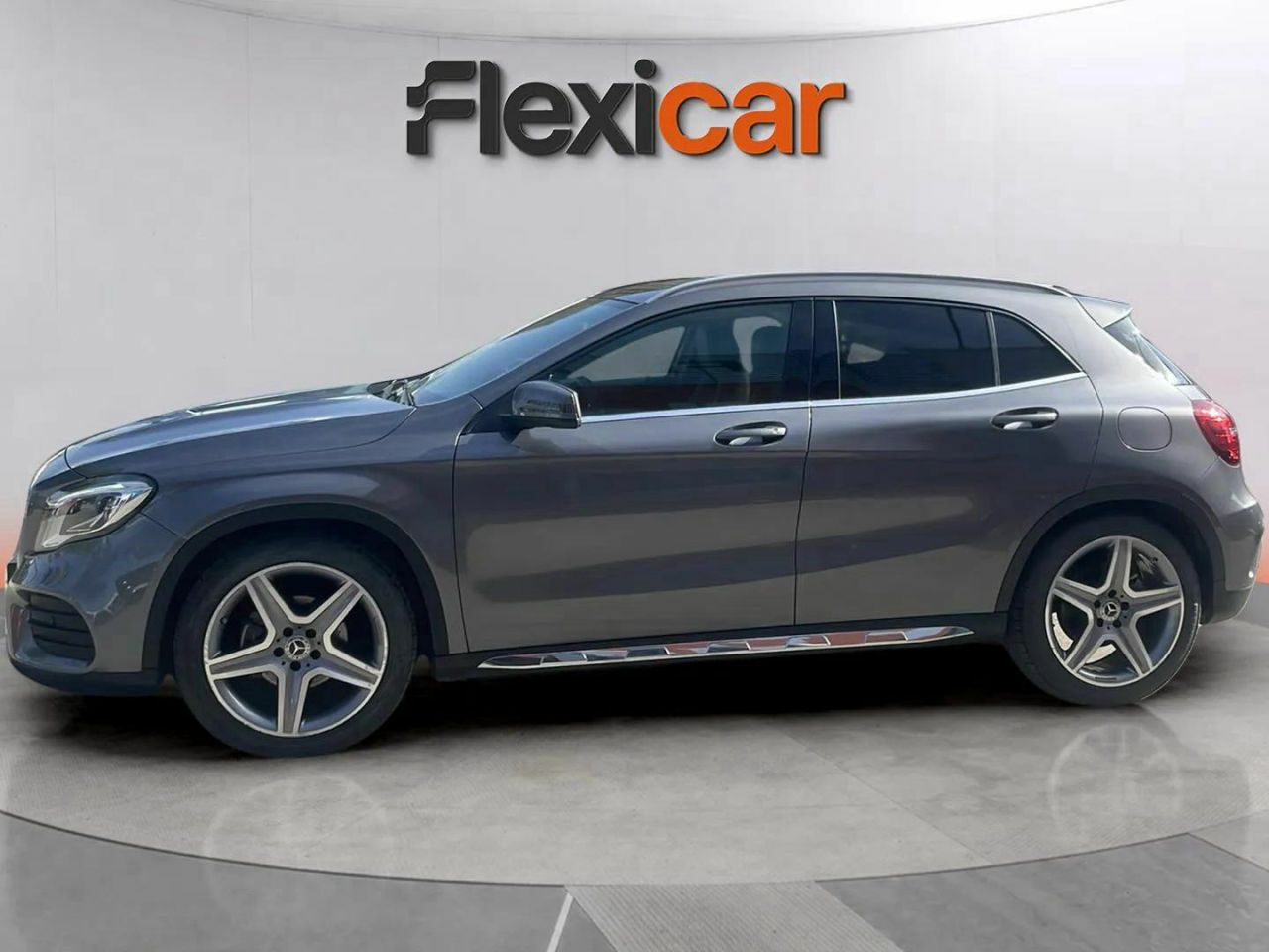 mercedes gla 2020 / foto grande (3)