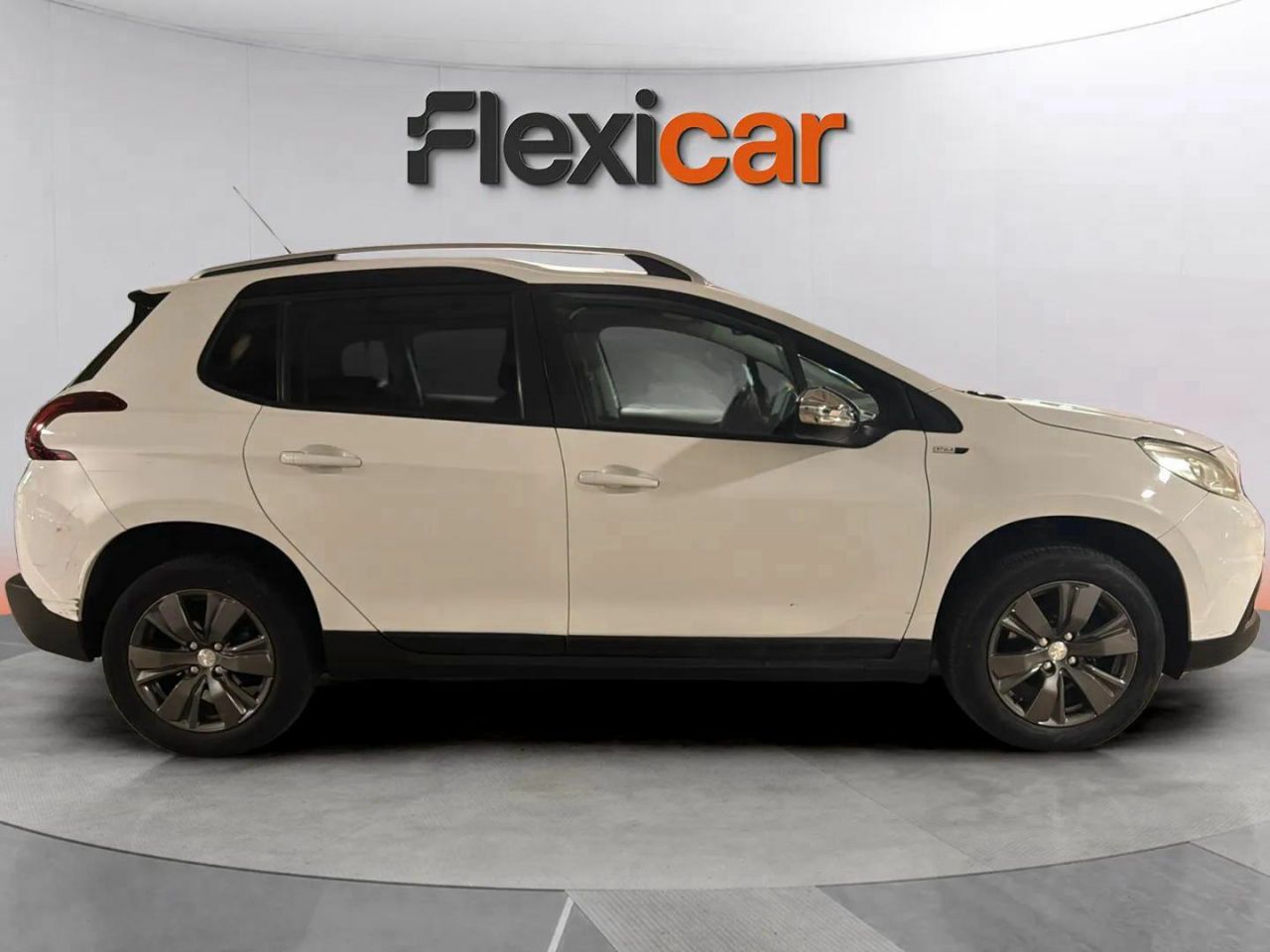 peugeot 2008 2017 / foto grande (2)
