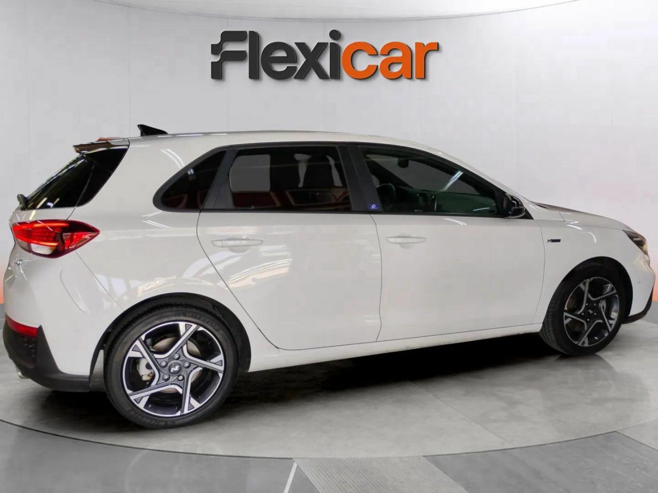hyundai i30 2023 / foto grande (3)